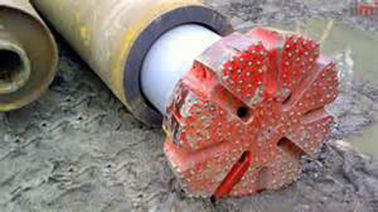 Línea del martillo de aire de DTH con el alto esfuerzo de torsión abajo del martillo del agujero para la perforación de la sopladura